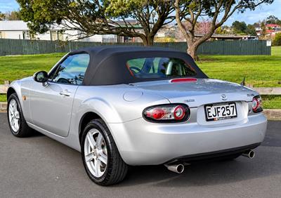 2005 Mazda MX-5 - Thumbnail