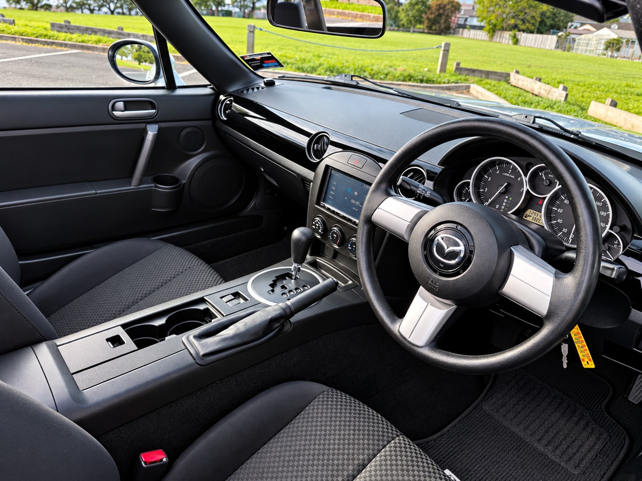 2005 Mazda MX-5