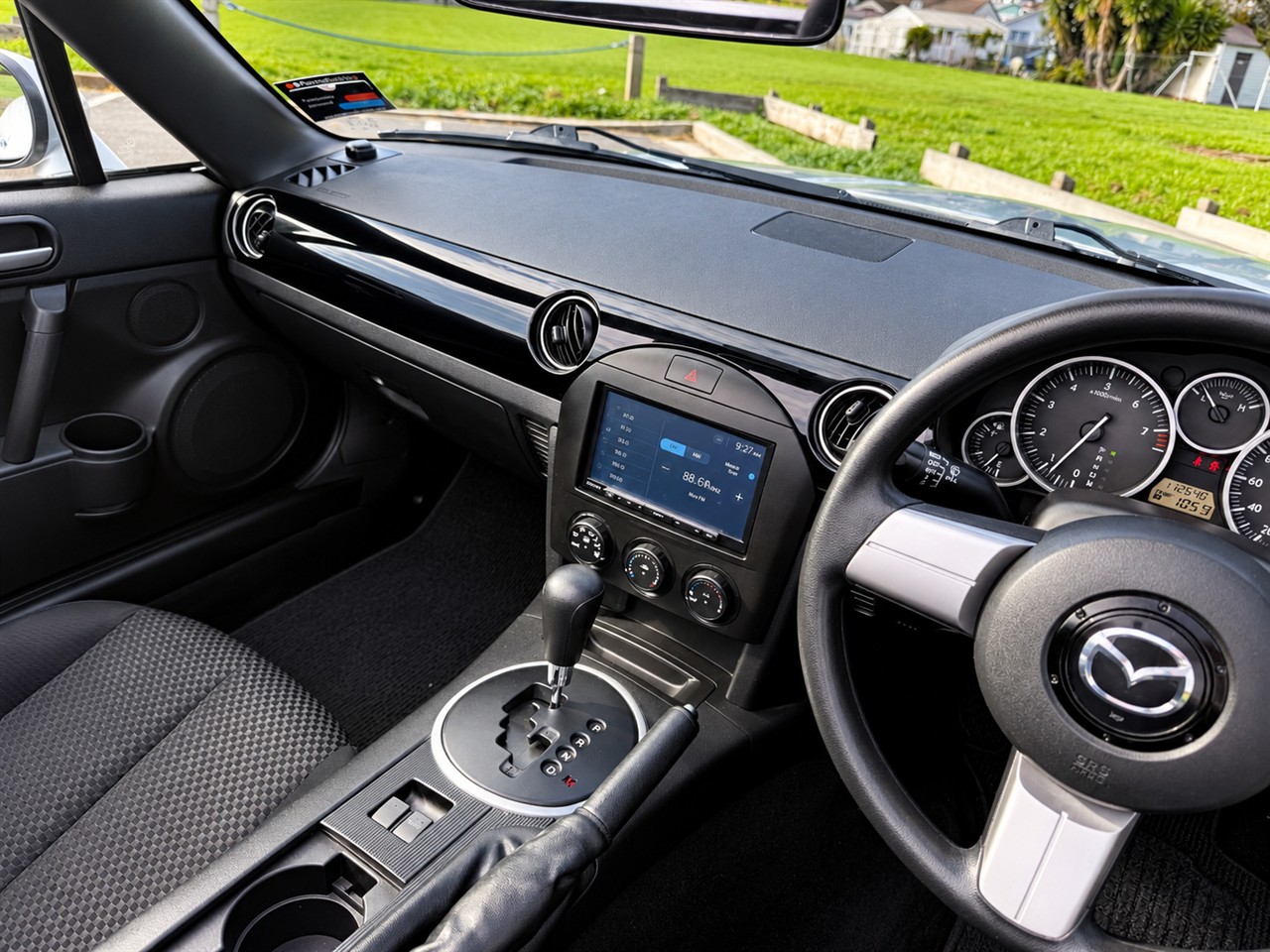 2005 Mazda MX-5