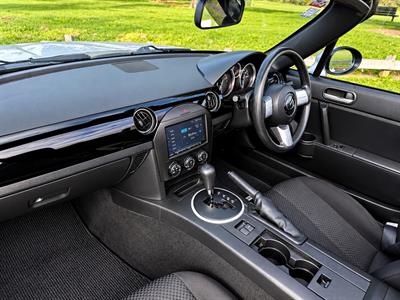 2005 Mazda MX-5 - Thumbnail