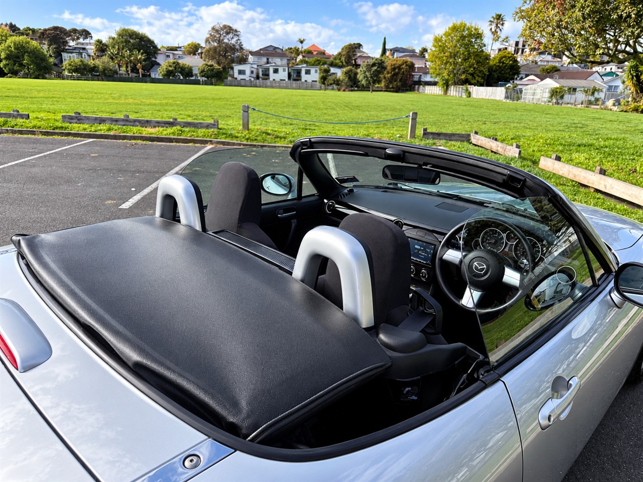 2005 Mazda MX-5