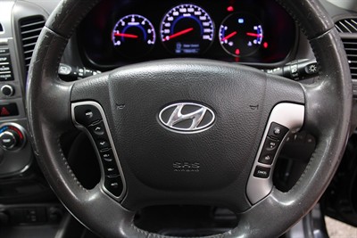 2013 Hyundai Santa Fe - Thumbnail