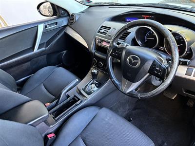 2013 Mazda Axela - Thumbnail