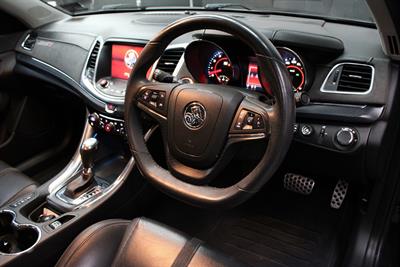 2016 Holden Commodore - Thumbnail