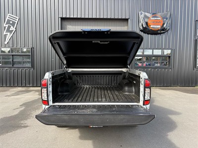 2019 Nissan Navara - Thumbnail