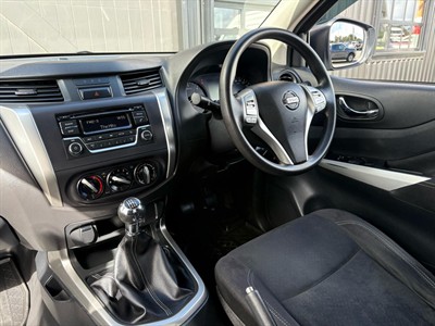 2019 Nissan Navara - Thumbnail