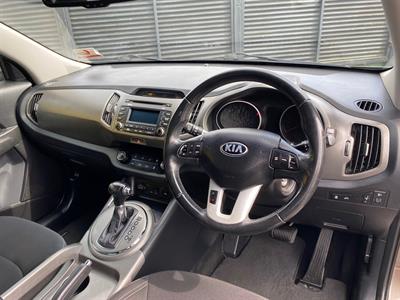 2014 Kia Sportage - Thumbnail