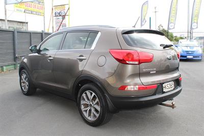 2014 Kia Sportage - Thumbnail