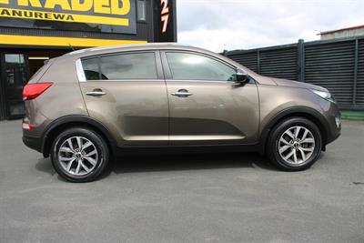 2014 Kia Sportage - Thumbnail