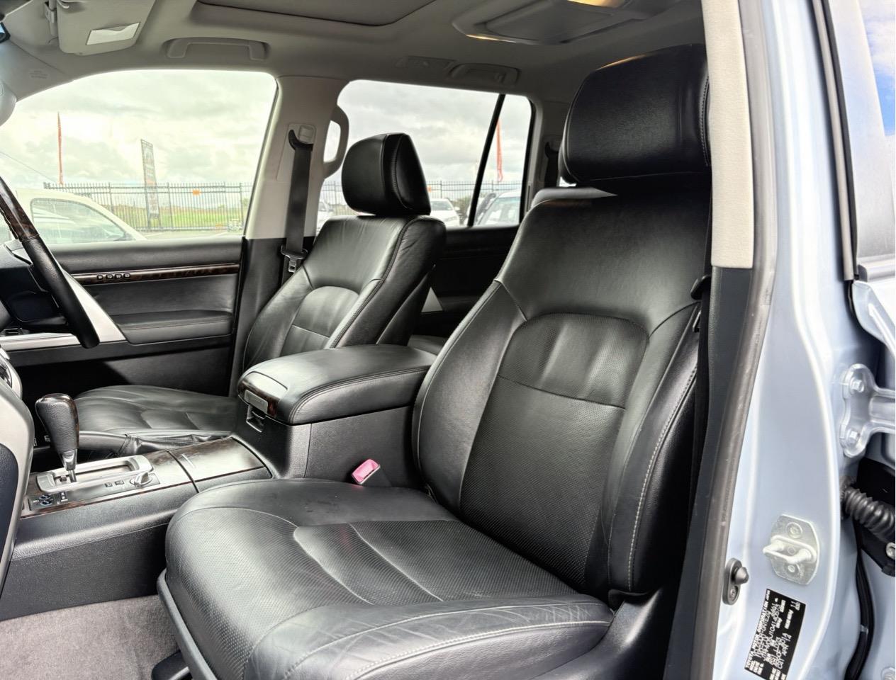 2014 Toyota LandCruiser