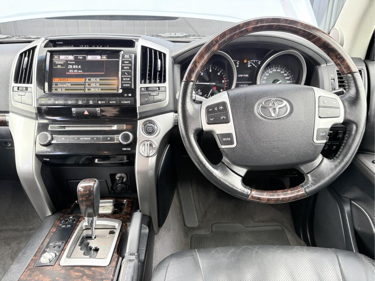 2014 Toyota LandCruiser