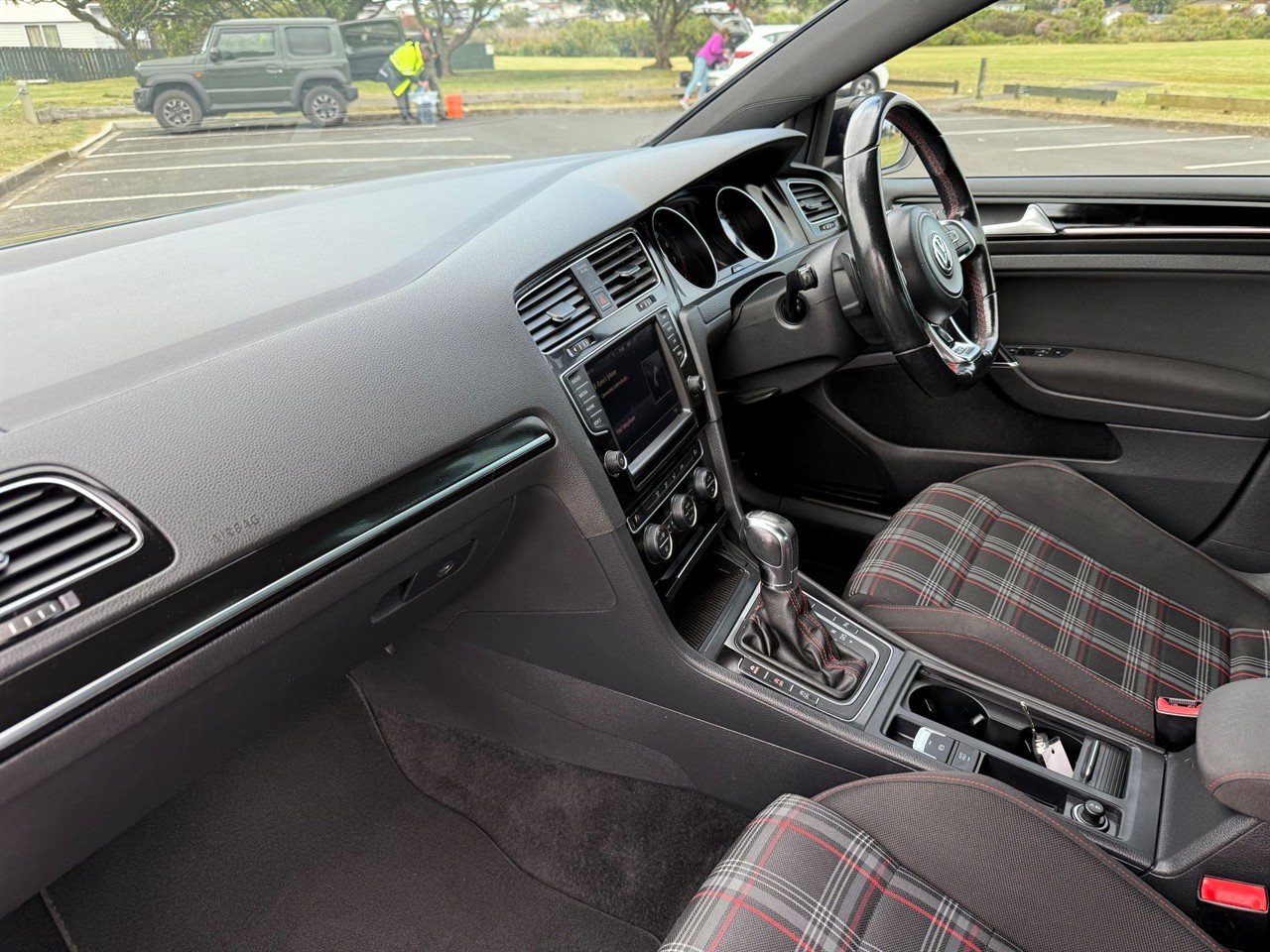 2014 Volkswagen Golf