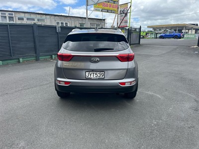 2016 Kia Sportage - Thumbnail