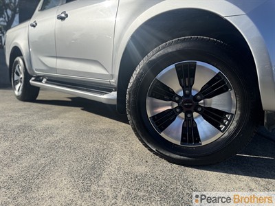 2021 Isuzu D-Max - Thumbnail