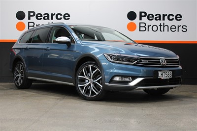 2018 Volkswagen Passat - Thumbnail