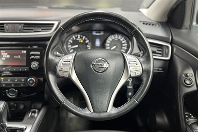 2016 Nissan Qashqai - Thumbnail