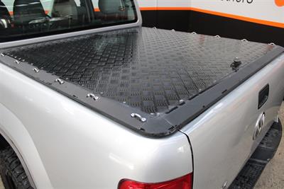 2016 Volkswagen Amarok - Thumbnail