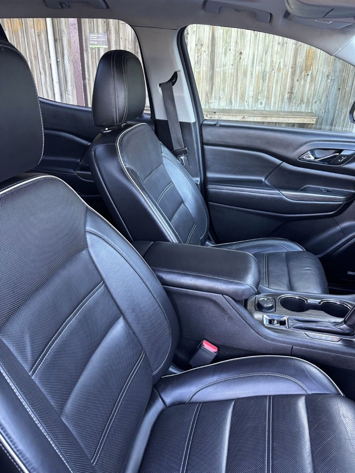 2018 Holden Acadia