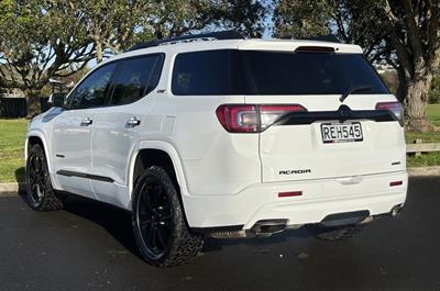 2018 Holden Acadia - Thumbnail