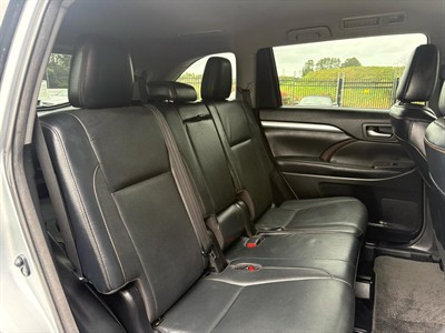 2018 Toyota HIGHLANDER - Thumbnail