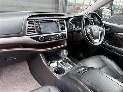 2018 Toyota HIGHLANDER - Thumbnail