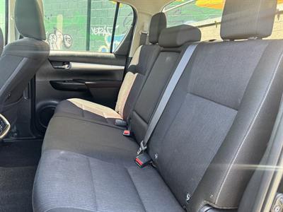 2018 Toyota Hilux - Thumbnail
