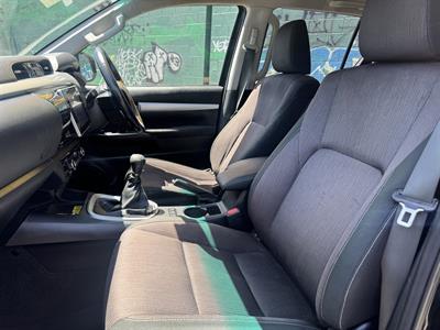 2018 Toyota Hilux - Thumbnail