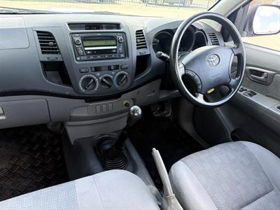 2011 Toyota Hilux - Thumbnail