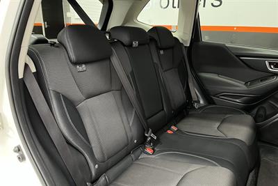 2019 Subaru FORESTER - Thumbnail