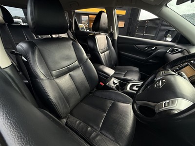 2016 Nissan X-Trail - Thumbnail