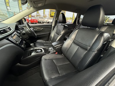 2016 Nissan X-Trail - Thumbnail