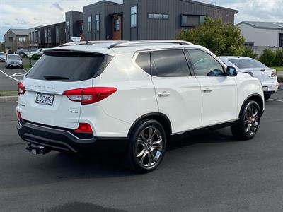 2018 Ssangyong Rexton - Thumbnail