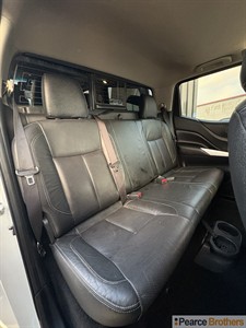2016 Nissan Navara - Thumbnail