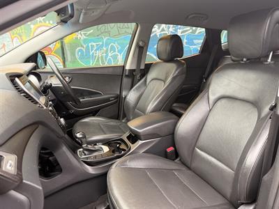 2016 Hyundai SANTA FE - Thumbnail