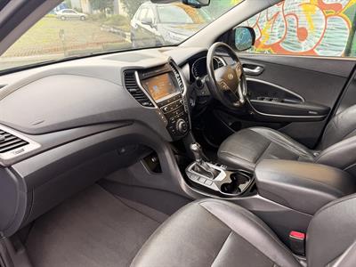 2016 Hyundai SANTA FE - Thumbnail