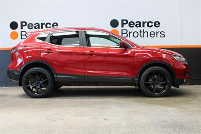 2019 Nissan Qashqai - Thumbnail