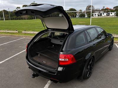 2017 Holden Commodore - Thumbnail