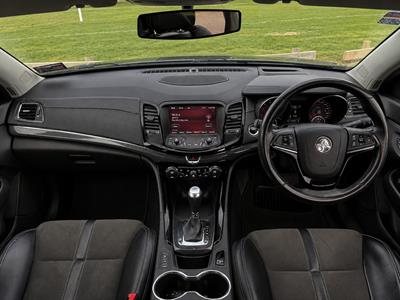 2017 Holden Commodore - Thumbnail