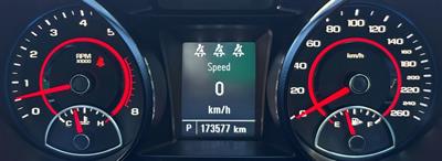 2015 Holden Commodore - Thumbnail