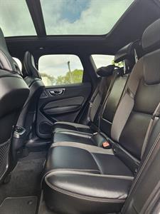 2021 Volvo XC60 - Thumbnail