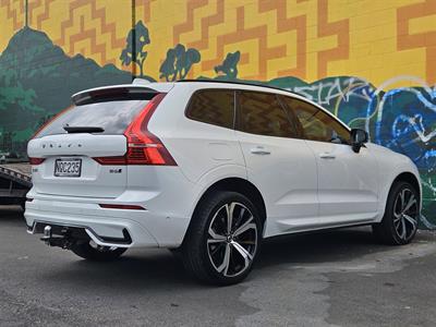 2021 Volvo XC60 - Thumbnail