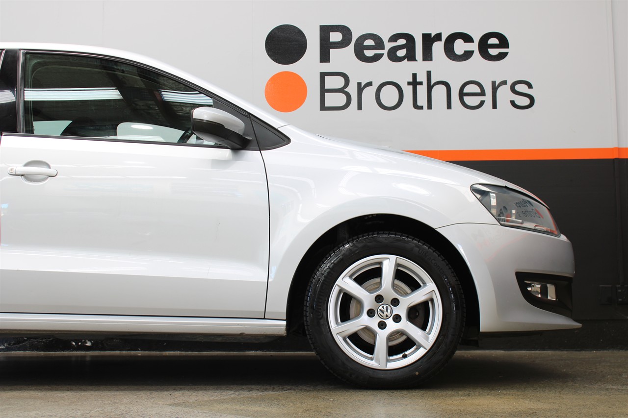 2014 Volkswagen POLO