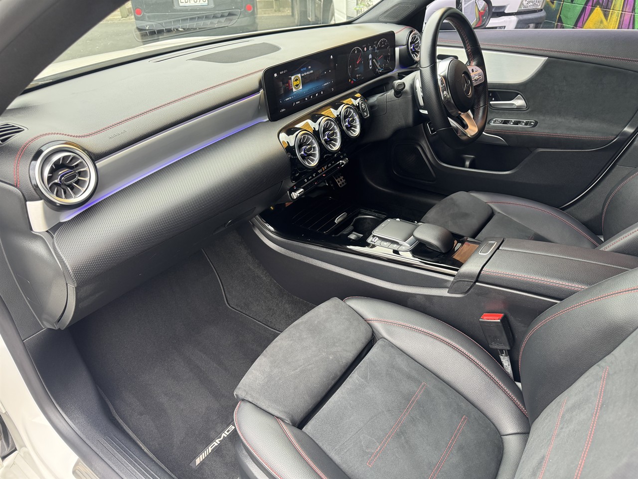 2024 Mercedes-Benz CLA 200