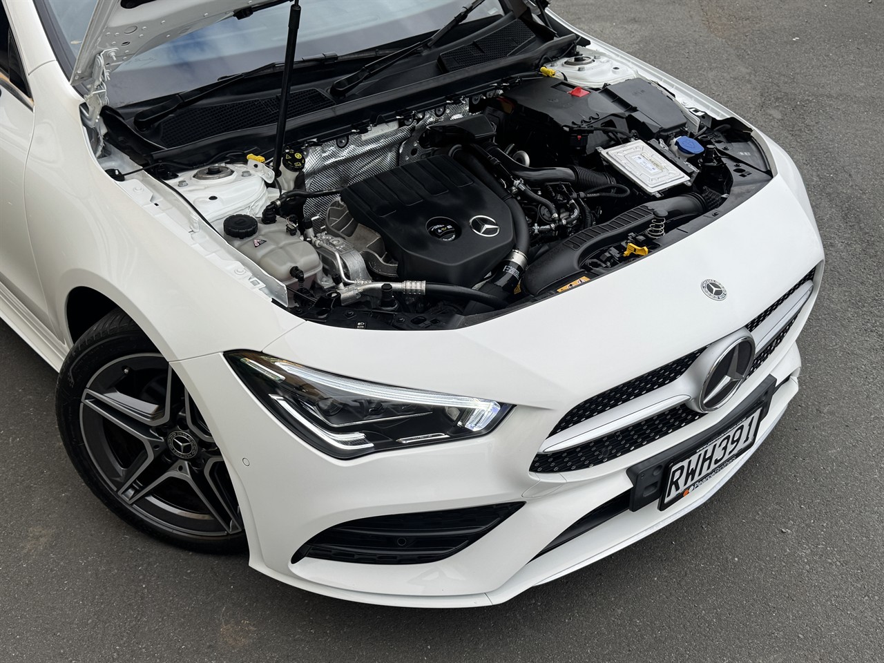 2024 Mercedes-Benz CLA 200