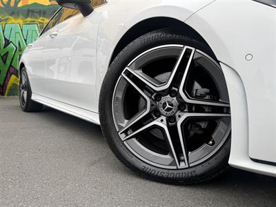 2024 Mercedes-Benz CLA 200 - Thumbnail