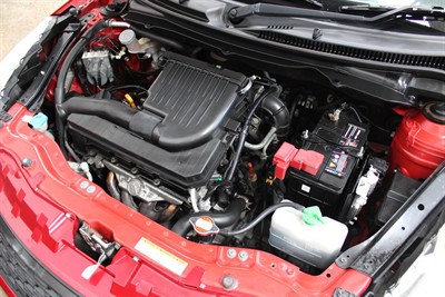 2014 Suzuki Swift - Thumbnail