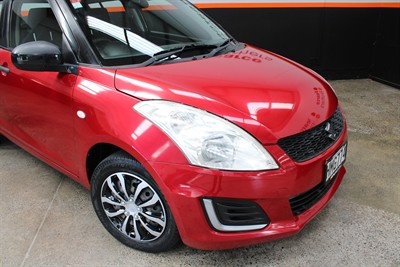 2014 Suzuki Swift - Thumbnail