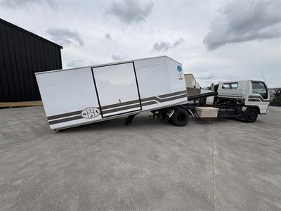 1997 Isuzu Elf - Thumbnail