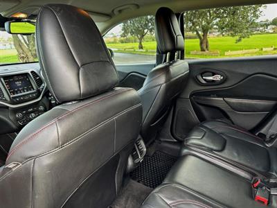 2016 Jeep Cherokee - Thumbnail