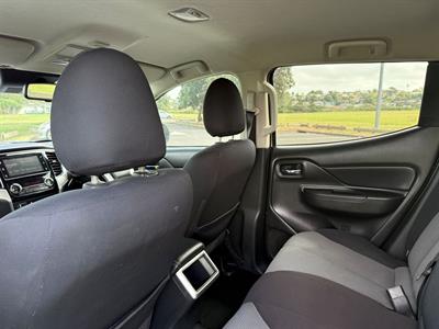 2019 Mitsubishi Triton - Thumbnail